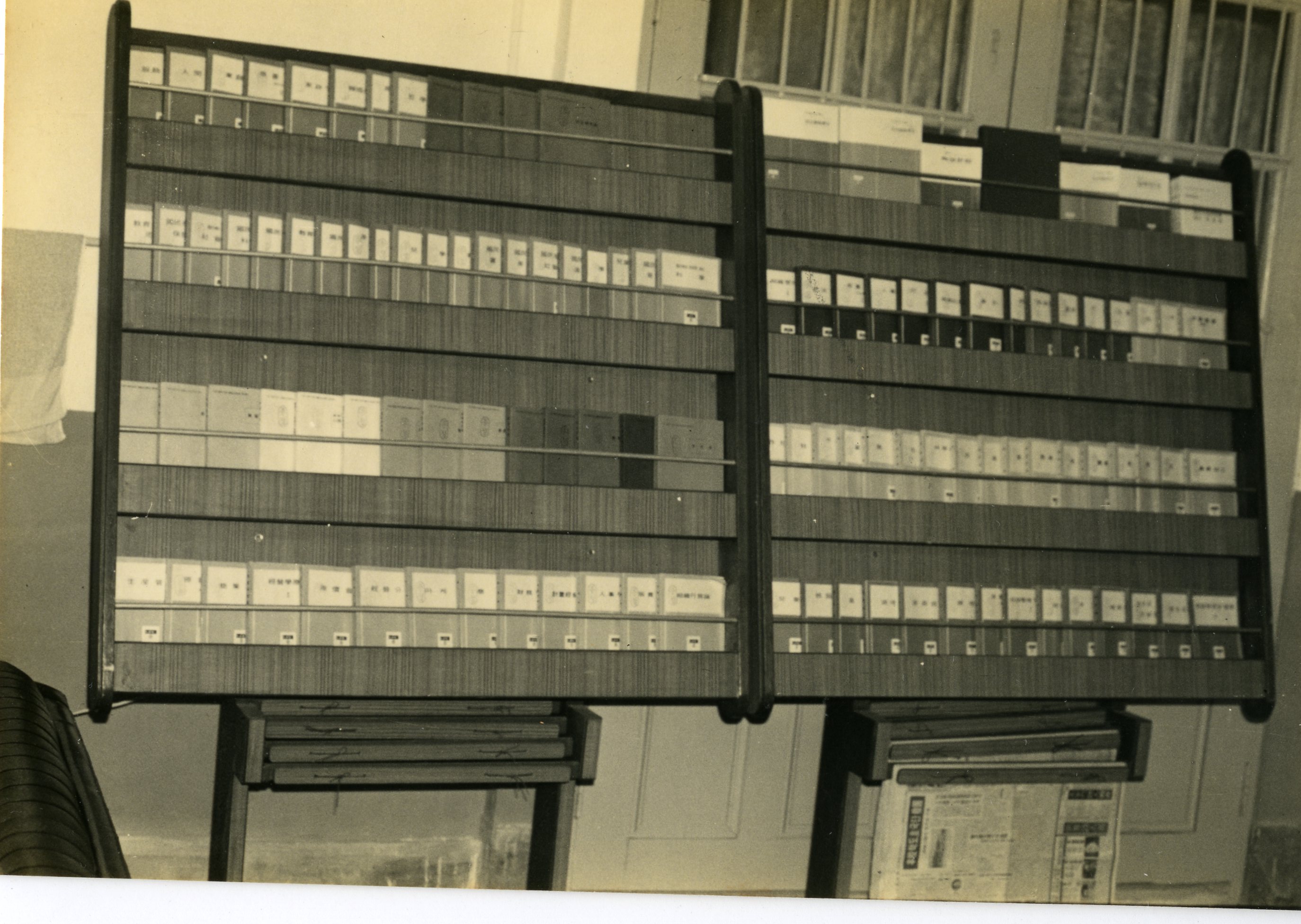 19751013_(KNOU.I8666)음향도서관 개관식(김종서 학장)_04.jpg 첨부 이미지